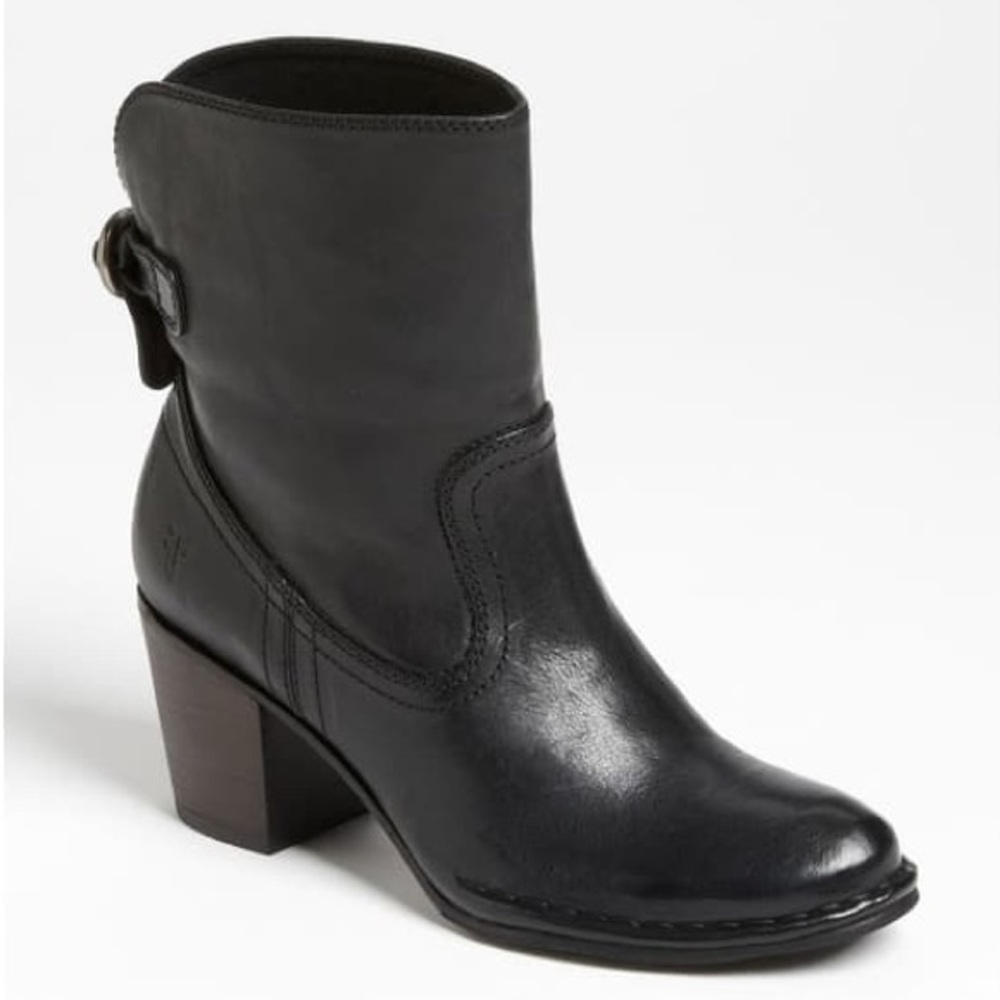 Frye Lucinda Short Boots Black